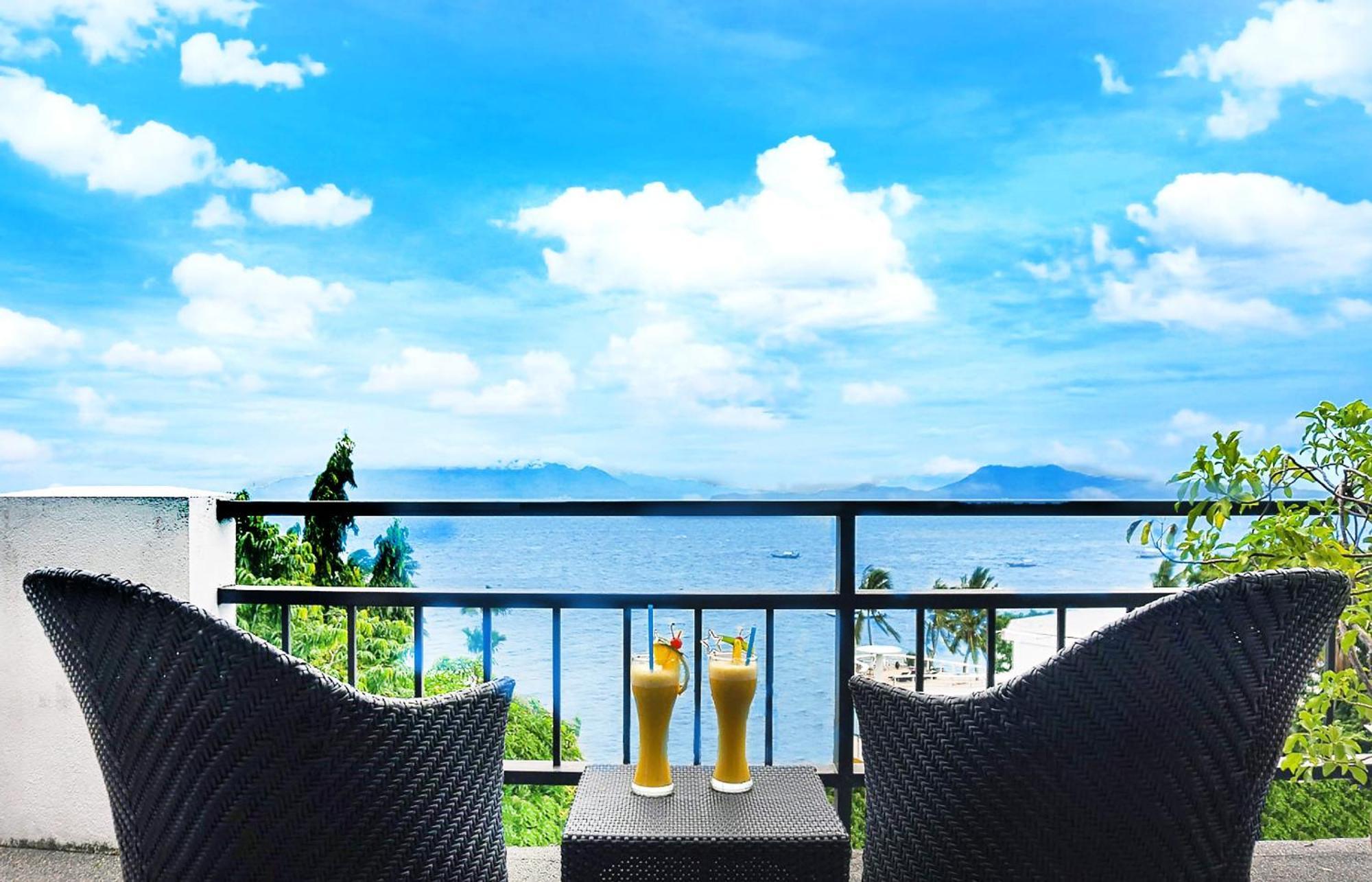 Out Of The Blue Resort Пуэрто-Галера Экстерьер фото